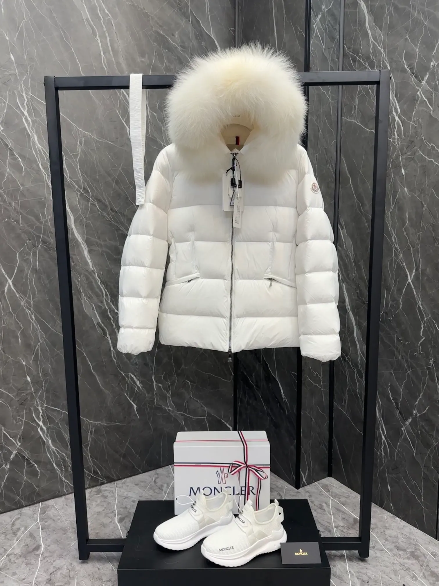 Moncler Boed Boed longue saison ， ， 。 (⚠️ ， ） Boed ， ， 。 longue saison ， 。 • longue saison •Longue saison • • • • ， • ， • Size：1-4